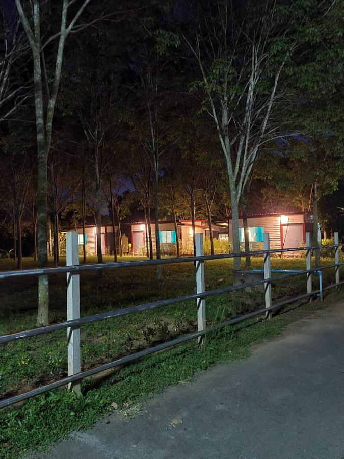 Sameikei Homestay Phrae Ngoại thất bức ảnh
