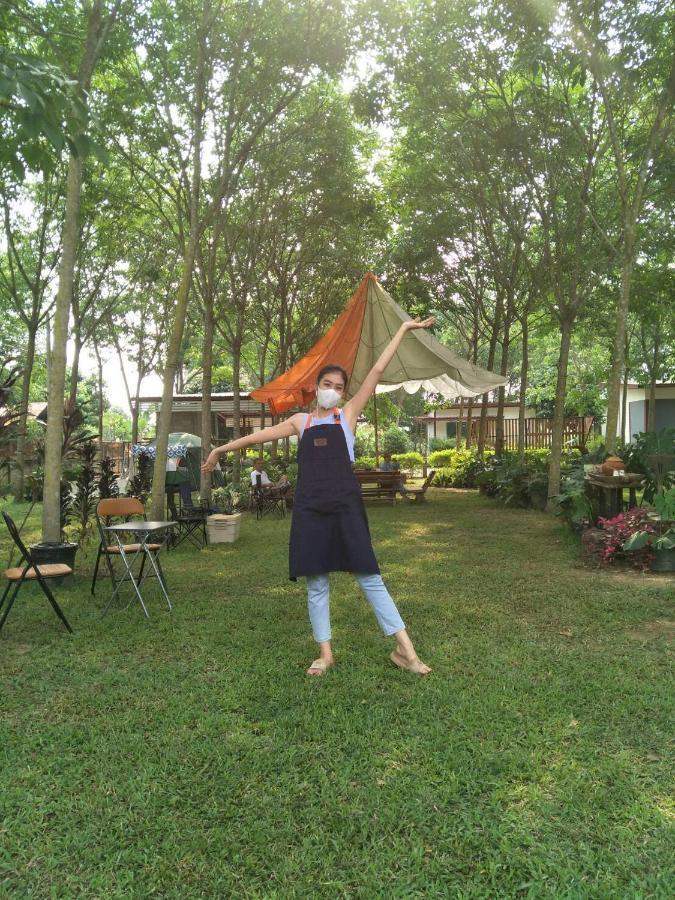 Sameikei Homestay Phrae Ngoại thất bức ảnh